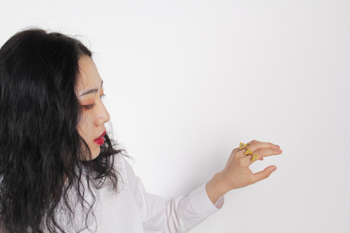 Billboard-Trafficsigns Ring Brass, Enamel 60*10*30mm 2018