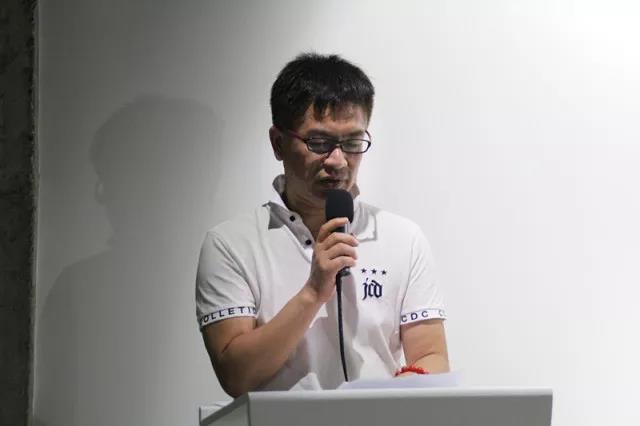 今年的畢業(yè)生Liu Shujia爸爸