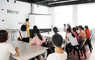 AIVA三日藝術之旅|無處不在的藝術課堂！